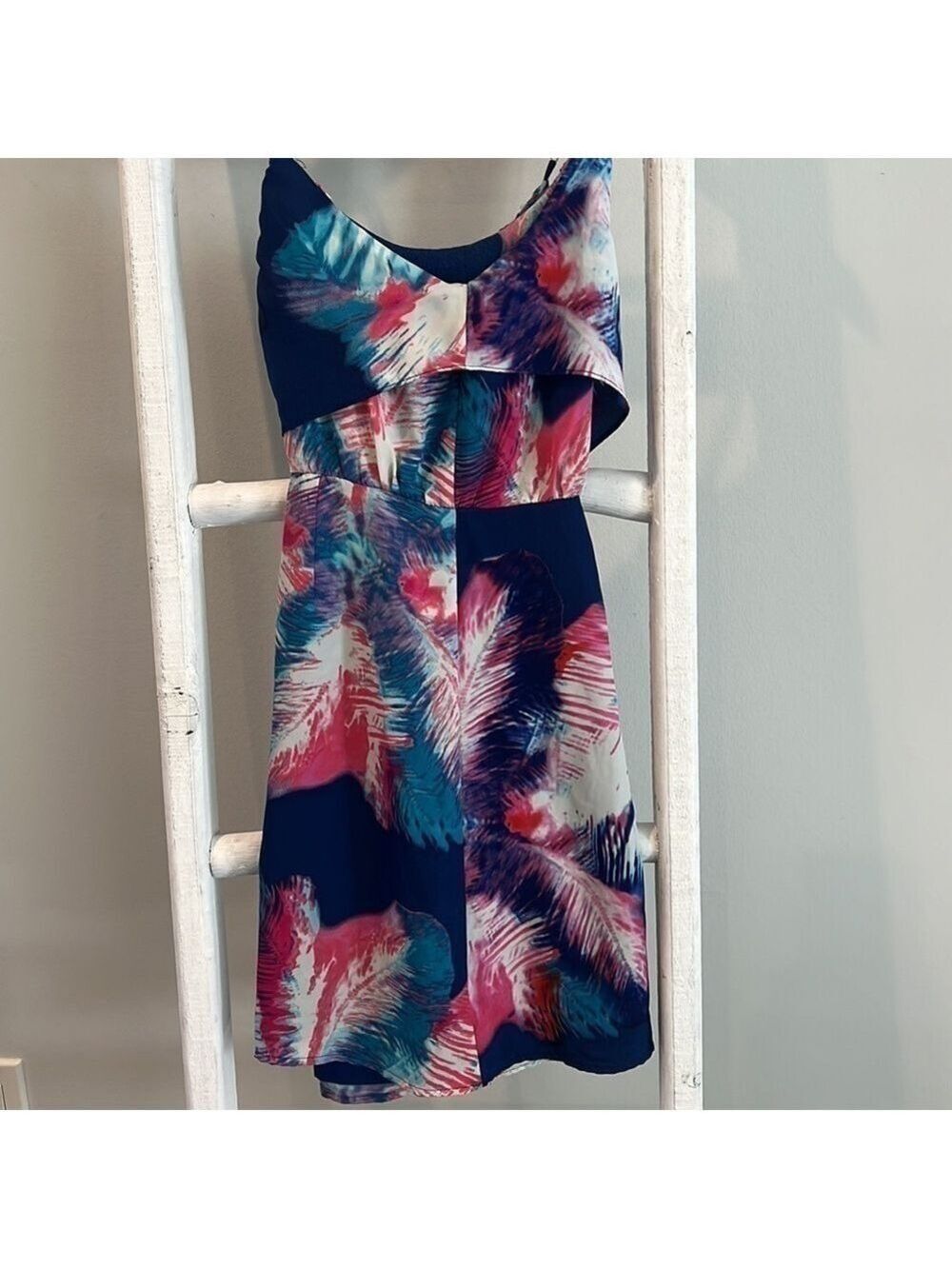 NEIMAN Marcus nwt watercolor feather bright sundress size small
